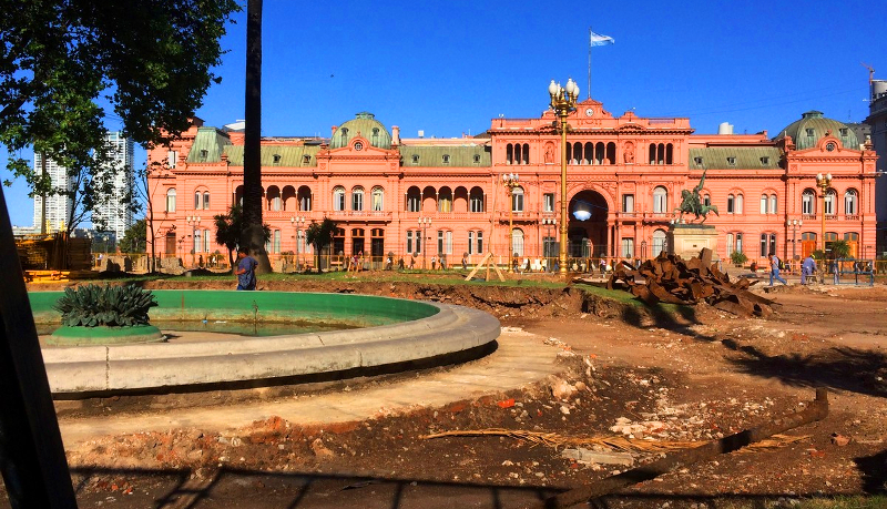 Plaza de Mayo - obras de ampliação e novos espaços verdes
